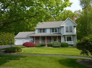65 Apricot Hill Ln, West Springfield, MA 01089