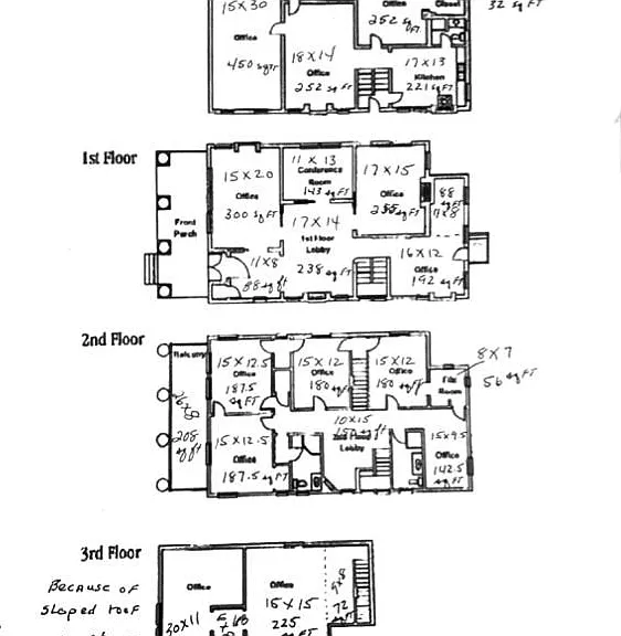 940 N Logan St — Photo 2