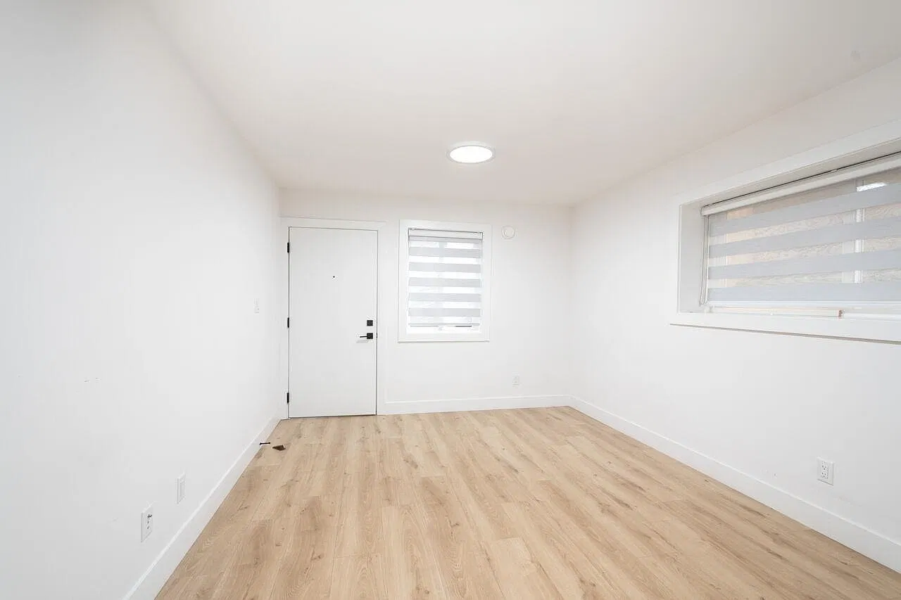 2 bed, 750 sqft, $1,900 — Photo 4