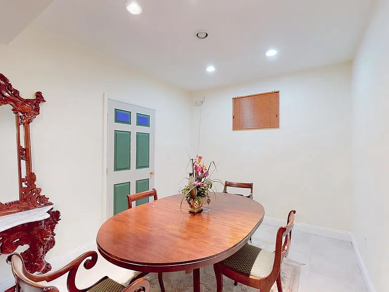 9710 Middleton Ridge Rd #BASEMENT — Photo 7