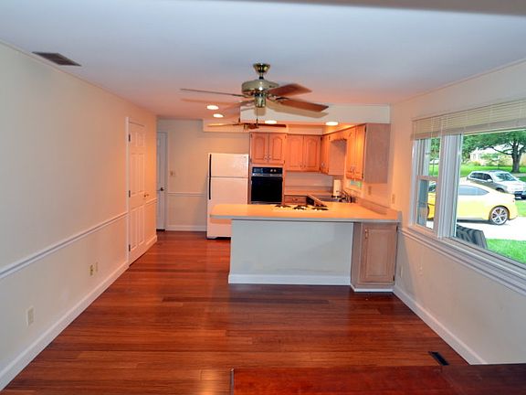 4th image of 16 Edenhurst Dr