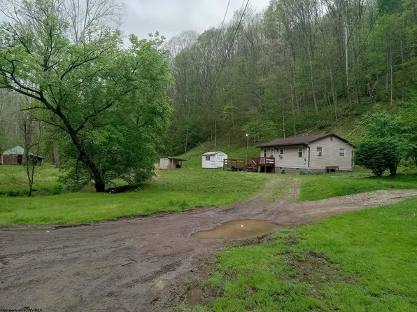 3347 Salem Long Run Rd, Salem, WV 26426