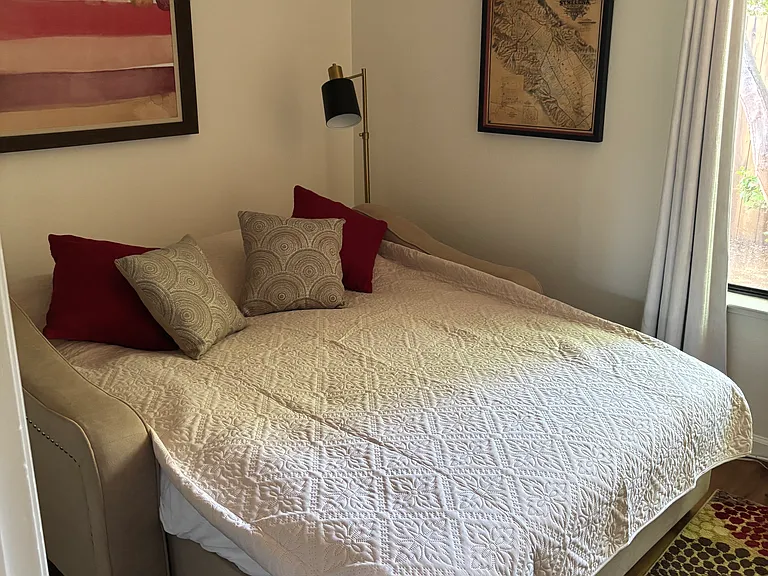 1091 Mariposa Ln — Photo 31