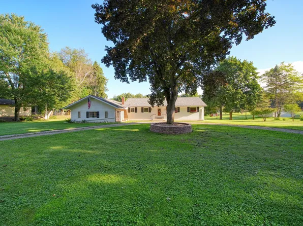 2356 Hatch Rd, Jackson, MI 49201