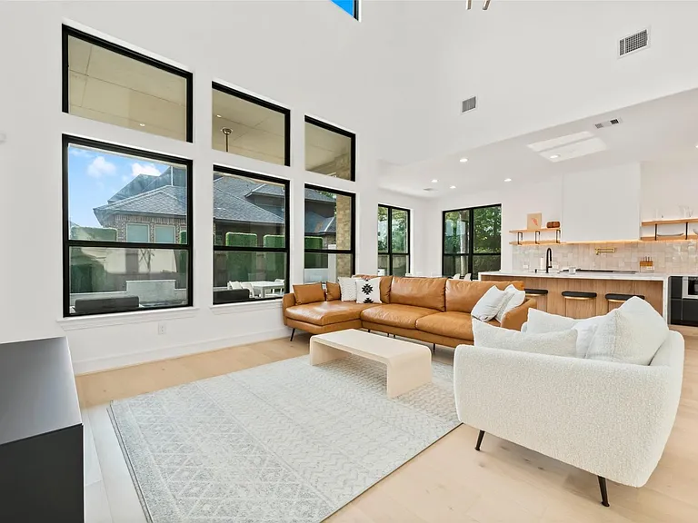 1053 Bat Hawk Ct — Photo 15