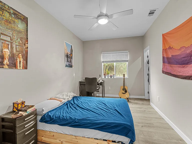 6323 Mesita Dr — Photo 8