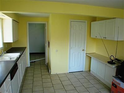 4th image of 12192 5th Ave