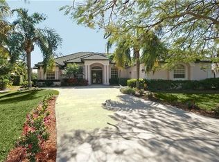 2205 Imperial Golf Co Blvd, Naples, FL 34110