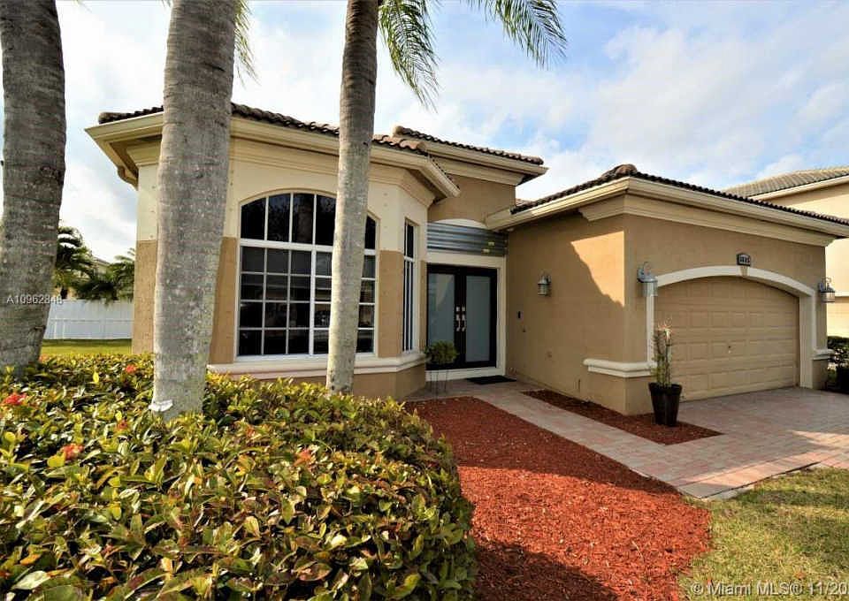 1st image of 6685 SW 194th Ave
