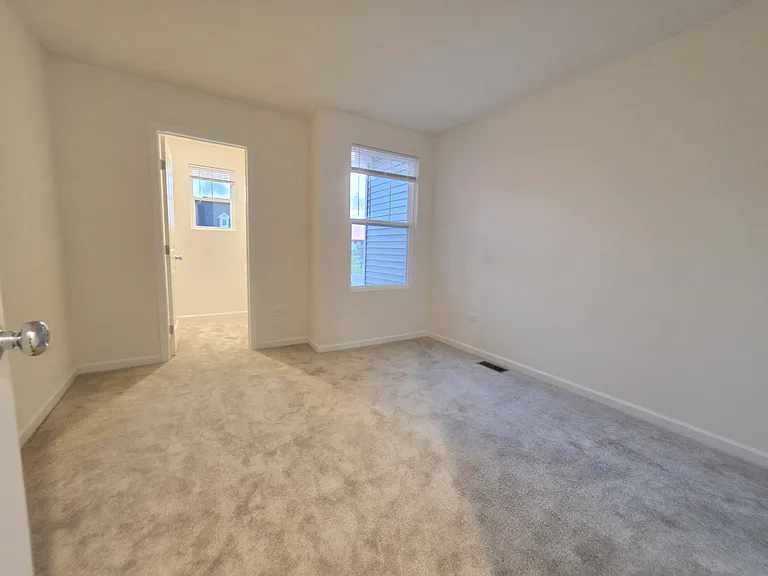 2318 Horseshoe Cir — Photo 17