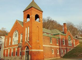 37 S Main St #7, Castleton On Hudson, NY 12033