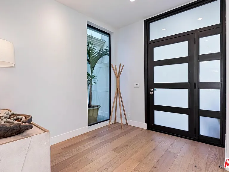 489 S Willaman Dr — Photo 17