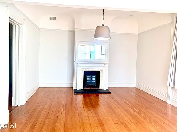 4th image of 1312 Fulton St