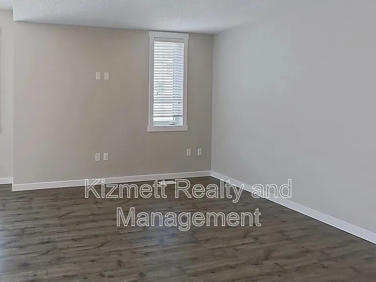 735 Allard Blvd SW #22 — Photo 8