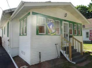 408 N Green St, Carpentersville, IL 60110