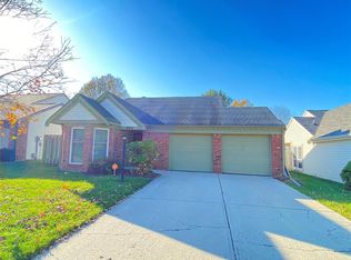9418 Colony Pointe West Dr, Indianapolis, IN