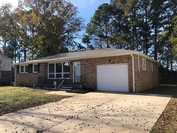 2nd image of 11240 Hillwood Dr SE