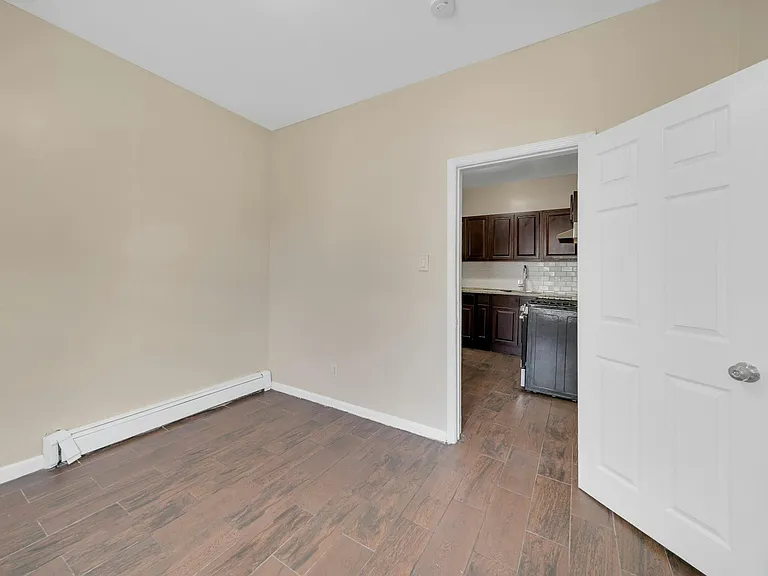 86 Eaton Pl #3 — Photo 11