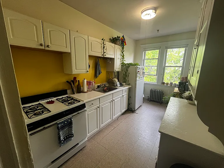 19 Melvin Ave #10 — Photo 7