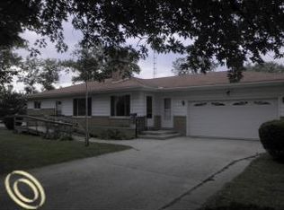 2858 Henry St, Port Huron, MI 48060