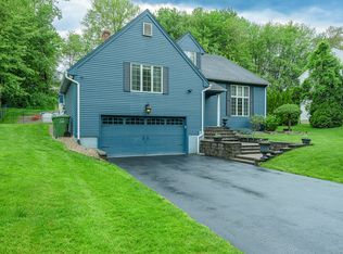 92 Shadow Ln, Cromwell, CT 06416