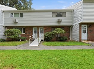 35 Sheri Ln Unit 35, Agawam, MA 01001