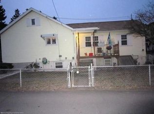 302 Neptune Pl, Scranton, PA 18505