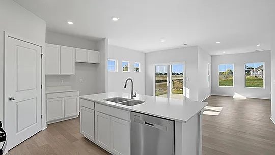 3 bed, 1644 sqft, $2,799 — Photo 4