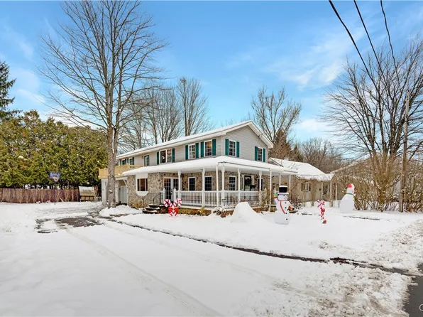 819 Cosby Rd, Utica, NY 13502