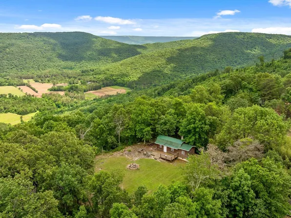 752 County Road 372, Ider, AL 35981