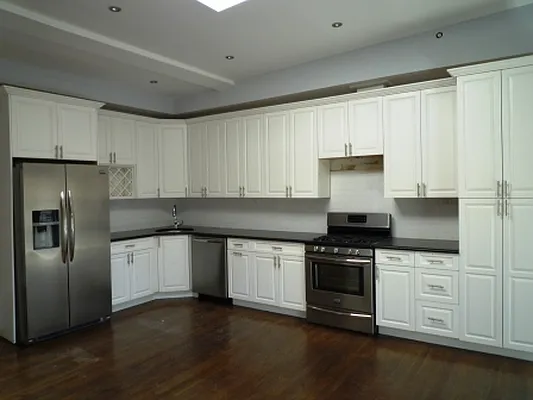 Rented by City Apt Group LLC | media 30
