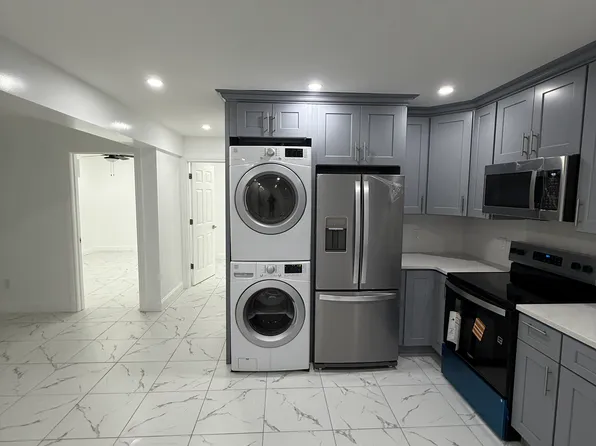 (undisclosed Address), Hempstead, NY 11550