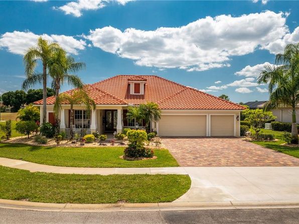 In Bobcat Trail North Port Real Estate 4 Homes For Sale Zillow