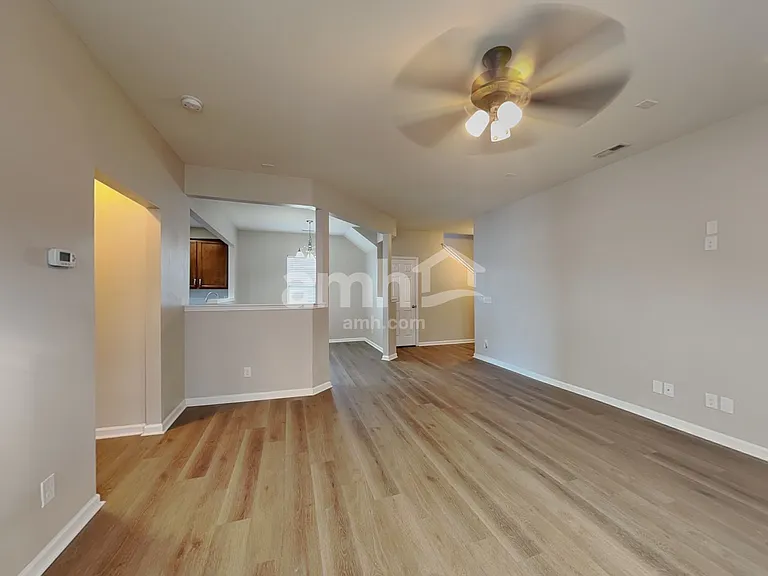 1004 Garden Web Rd — Photo 8