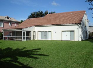 1001 Pine Lake Cir, Palm Beach Gardens, FL 33418