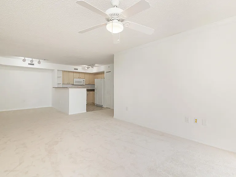 1801 N Flagler Dr #519 — Photo 12
