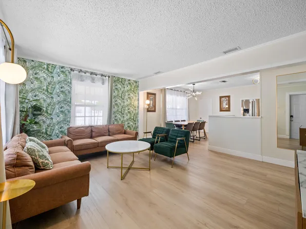 815 Green Street, West Palm Beach, FL 33405