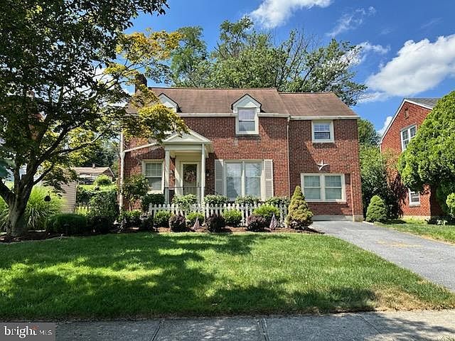 1st image of 418 Poplar Ave