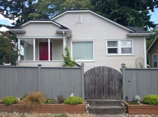 8712 18th Ave NW, Seattle, WA 98117