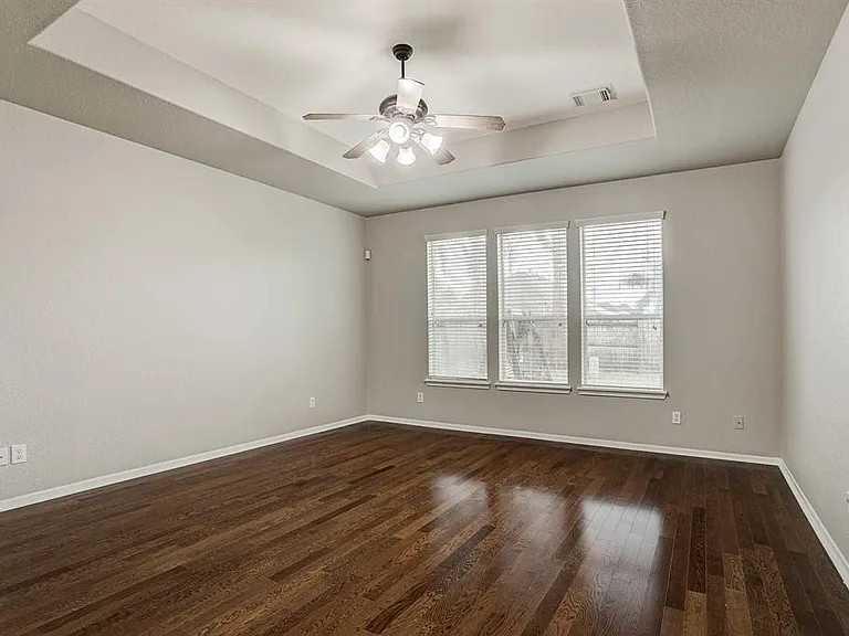 2626 Canyon Falls Dr — Photo 3