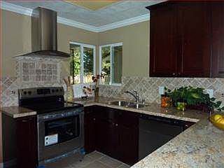 4th image of 2794 Parnell Dr