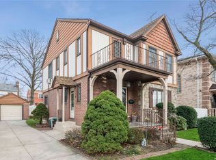 7339 189th St, Fresh Meadows, NY 11366