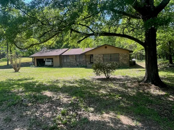 1080 Winnwood Dr, Dalton, GA 30721