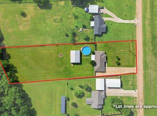 636 E Eubank St, Mabank, TX 75147