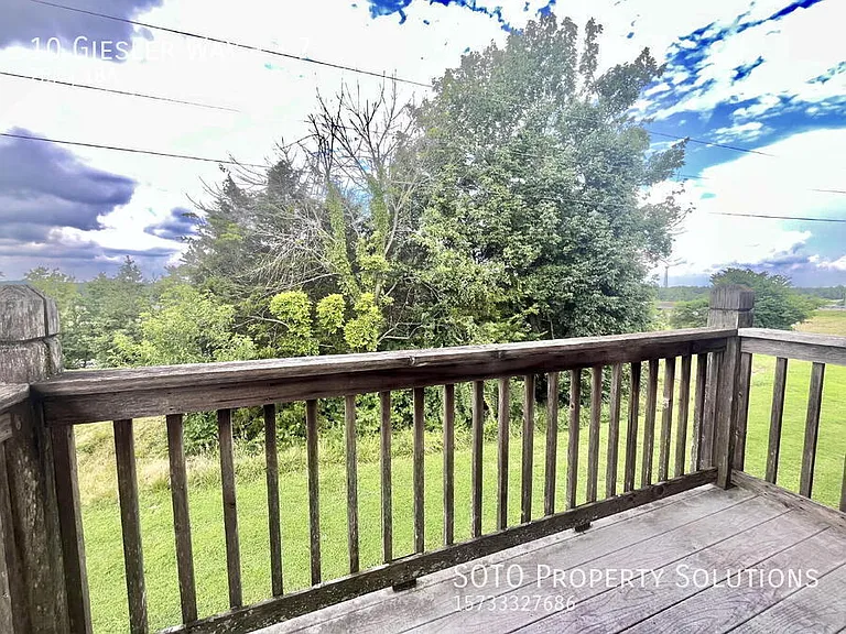 10 Giesler Way #7 — Photo 16