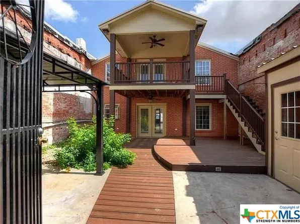 118 E Davilla St, Granger, TX 76530