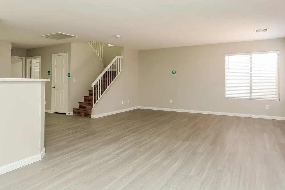 3 bed, 2.5 bath, 1683 sqft, $2,940 — Photo 4