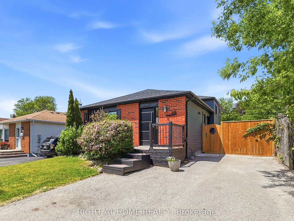1st image of 68 Overbank Dr