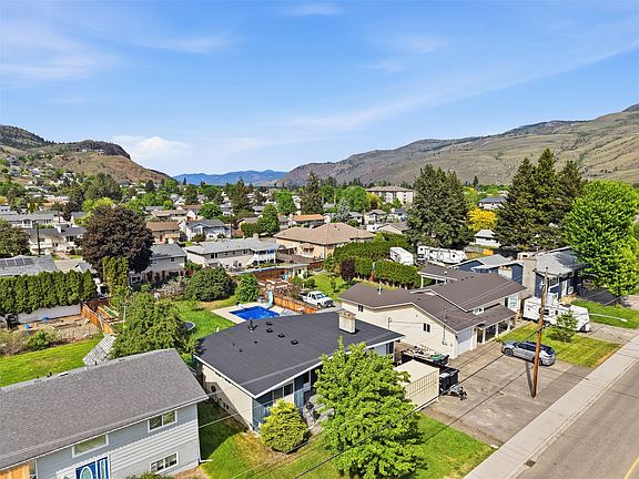 5th image of 834 Bebek Rd