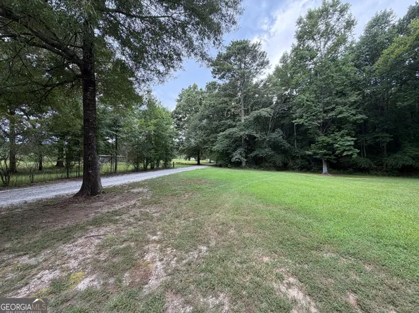 196 Chapman Rd, Fayetteville, GA 30215